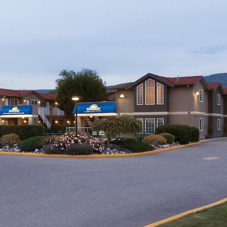 Days Inn By Wyndham Kelowna Exterior foto